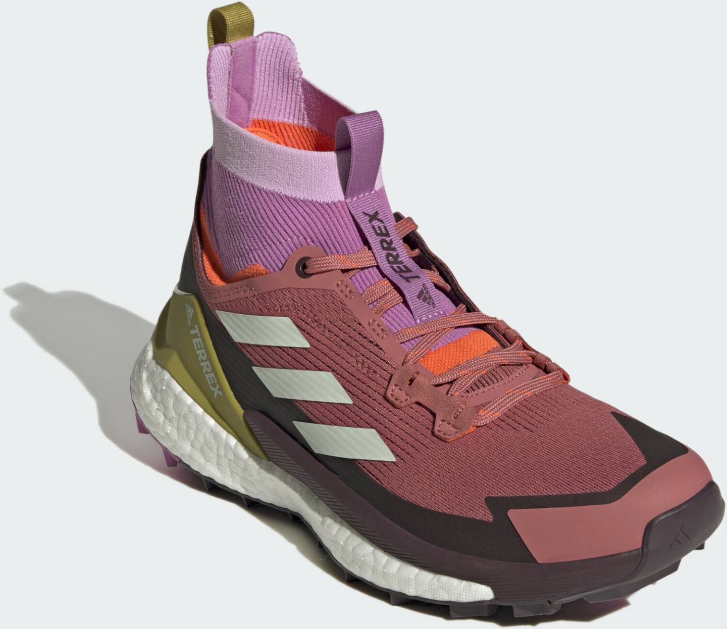 Calzado de montaña Intersport Adidas Terrex Free Hiker 2 Wwonder red/linen green/pulse lilac rojo