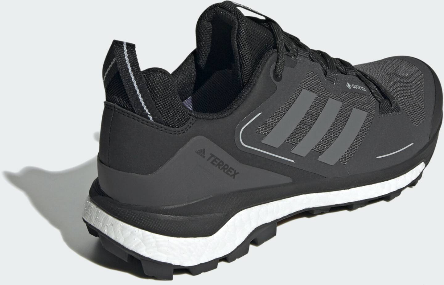 Calzado de montaña Intersport Adidas TERREX Skychaser GORE-TEX 2.0Core Black/Grey Four/Dgh Solid Grey negro