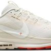 Intersport Nike Pegasus Trail 5 (DV3864)phantom/picante red/black/sail beige Zapatillas running