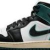 Intersport Nike Air Jordan 1 Mid SE Women white/light dew/oxidized green/black Zapatillas de baloncesto