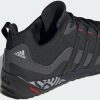 Intersport Adidas Terrex Swift Sologrey six/core black/scarlet negro Calzado de montaña