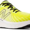 Intersport New Balance Fresh Foam Vongo V5cosmic pineapple/quartz grey/black amarillo Zapatillas running