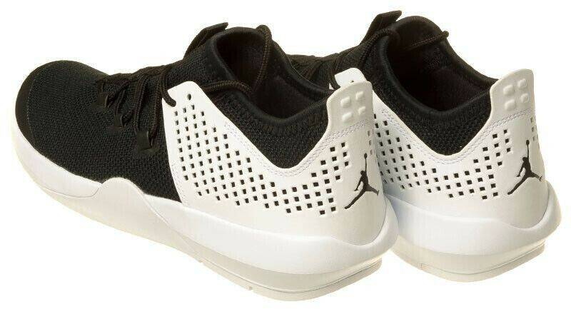 Zapatillas de baloncesto Intersport Nike Sporty boys' shoes JORDAN EXPRESS BG black